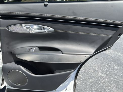Used 2025 Genesis GV70 2.5T AWD/4WD image 16