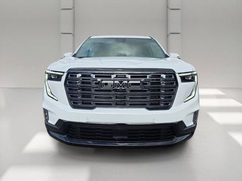 Used 2026 GMC Acadia Denali Ultimate FWD image 8