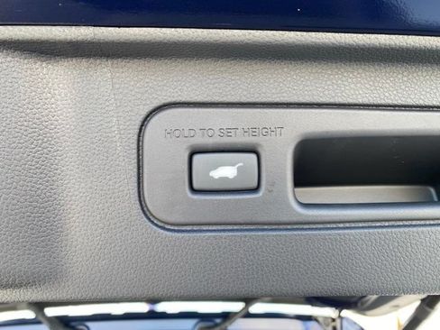 Certified 2025 Honda Pilot EX-L image 14