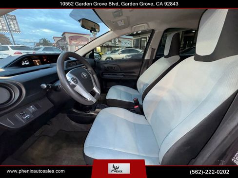 Used 2015 Toyota Prius C One image 14