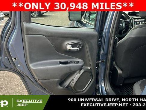 Certified 2022 Jeep Renegade Altitude w/ Convenience Group image 20