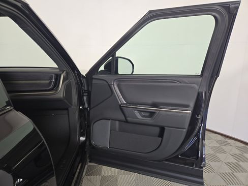 Used 2025 Rivian R1S Adventure AWD/4WD image 18