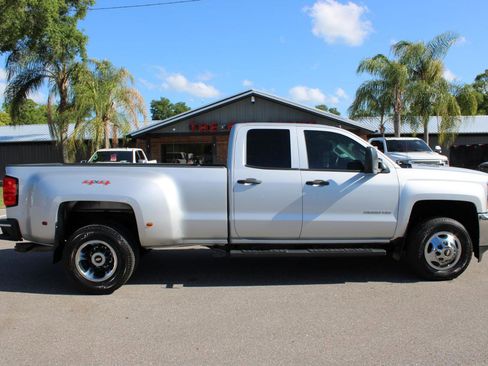 Used 2015 Chevrolet Silverado 3500 LT w/ LT Fleet Convenience Package image 8