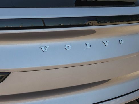 New 2026 Volvo EX90 Plus RWD image 12