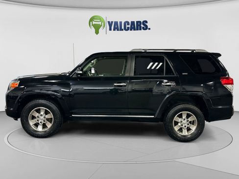 Used 2012 Toyota 4Runner SR5 w/ Premium Pkg AWD/4WD image 2