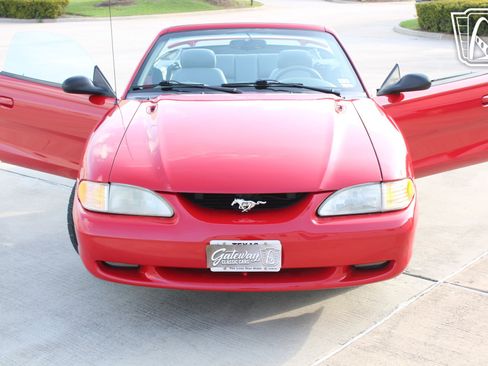 Used 1995 Ford Mustang GT RWD image 21