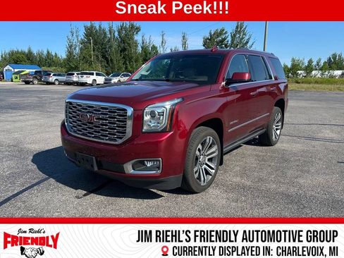 Used 2018 GMC Yukon Denali w/ Denali Ultimate Package AWD/4WD image 1