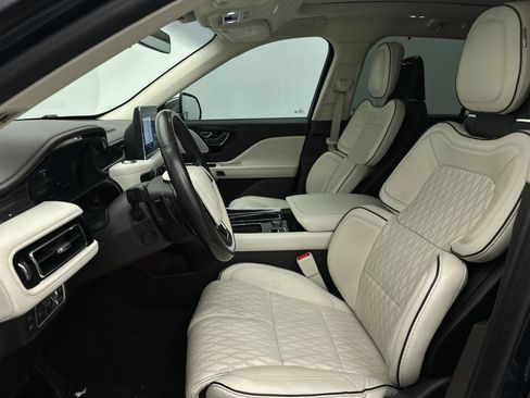 Used 2021 Lincoln Aviator Black Label Grand Touring w/ Class IV Trailer Tow Package image 18