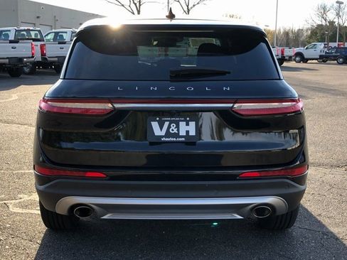 Used 2023 Lincoln Corsair AWD w/ Rear Removable Package Tray image 26