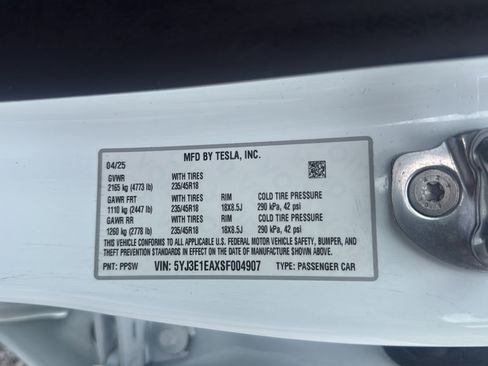 Used 2025 Tesla Model 3 Long Range RWD image 25
