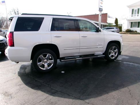 Used 2017 Chevrolet Tahoe LT w/ LT Signature Package image 5
