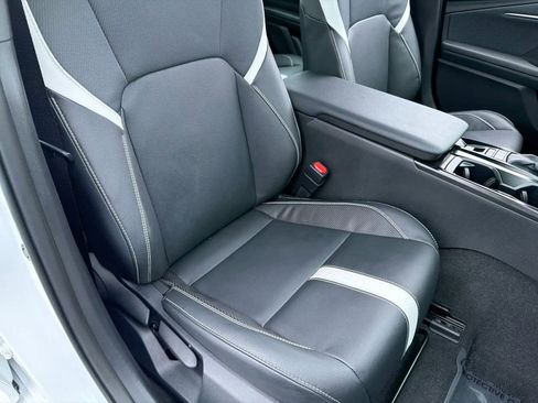 Used 2026 Toyota Camry XLE w/ Convenience Package image 24