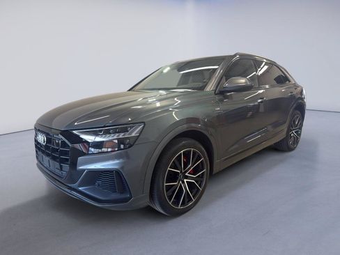 Used 2021 Audi Q8 Premium Plus AWD/4WD image 3