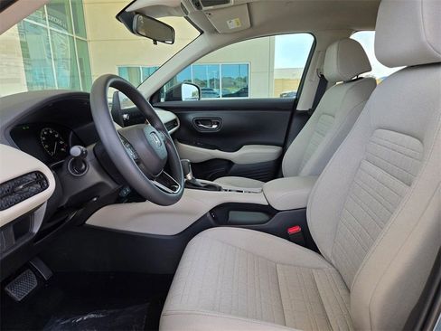 Used 2026 Honda HR-V LX image 12