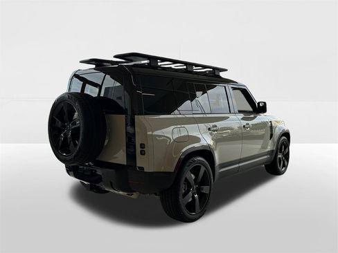 New 2026 Land Rover Defender 110 S image 4
