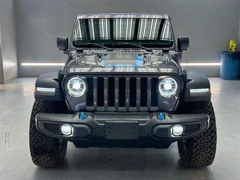 Used 2022 Jeep Wrangler Unlimited Rubicon 4xe w/ Cold Weather Group AWD/4WD image 2