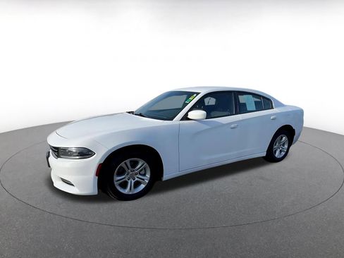 Used 2022 Dodge Charger SXT image 9