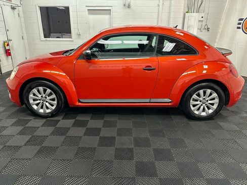Used 2018 Volkswagen Beetle 2.0T S FWD image 6