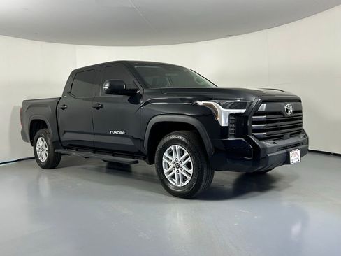 Used 2023 Toyota Tundra SR5 w/ SR5 Premium Package AWD/4WD image 1