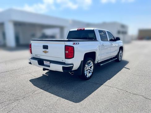 Used 2018 Chevrolet Silverado 1500 LT w/ True North Edition AWD/4WD image 7