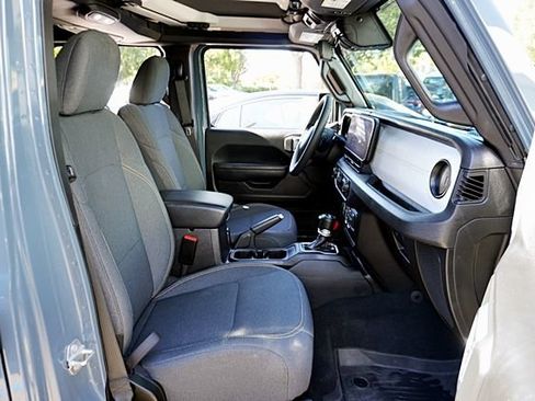 Used 2024 Jeep Wrangler Unlimited Sport AWD/4WD image 13