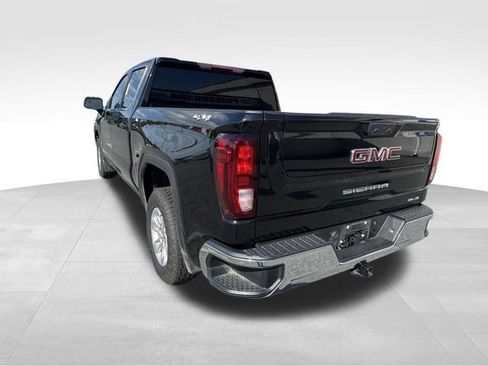 Used 2024 GMC Sierra 1500 SLE AWD/4WD image 5