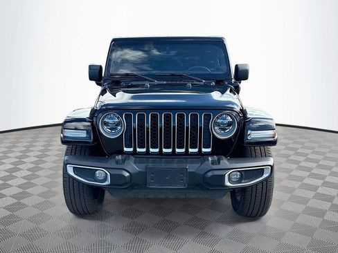 Used 2021 Jeep Wrangler Unlimited Sahara image 2