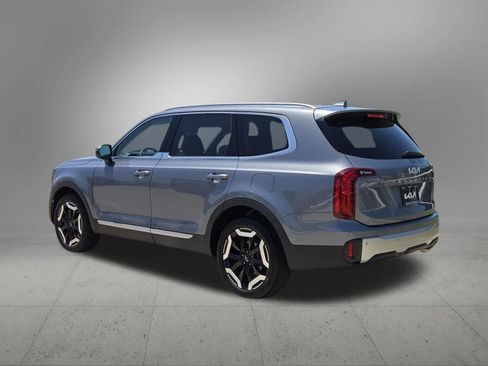 Certified 2024 Kia Telluride S FWD image 4