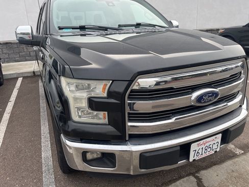 Used 2015 Ford F150 Lariat w/ Equipment Group 502A Luxury image 10