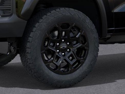 New 2026 Chevrolet Colorado Trail Boss w/ Off-Road Front Bumper Package image 33