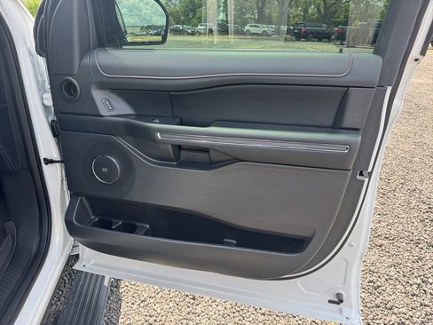 Certified 2024 Ford Expedition Limited RWD image 19