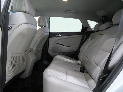Used 2017 Hyundai Tucson SE image 24