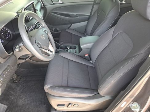 Used 2021 Hyundai Tucson SEL FWD image 11