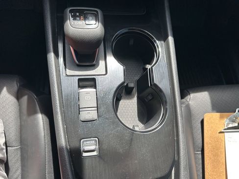 Used 2023 Nissan Rogue SV w/ SV Premium B Package FWD image 21