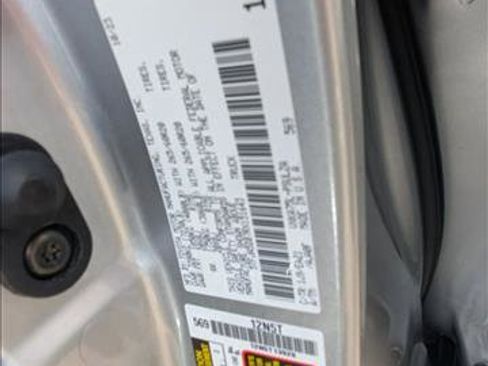 Used 2024 Toyota Tundra Limited AWD/4WD image 23