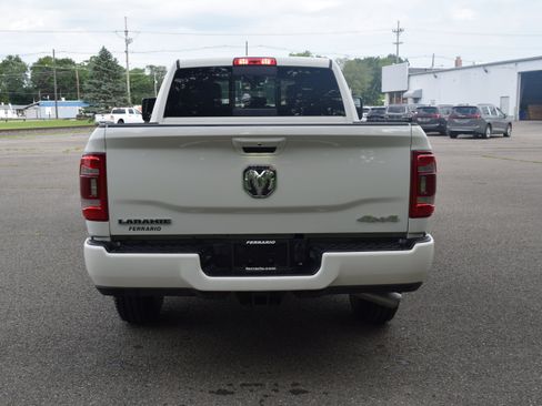Used 2023 RAM 3500 Laramie AWD/4WD image 15