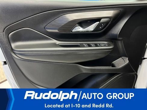 Used 2024 GMC Terrain SLE image 10