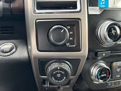 Used 2016 Ford F150 Platinum w/ Equipment Group 701A Luxury image 24