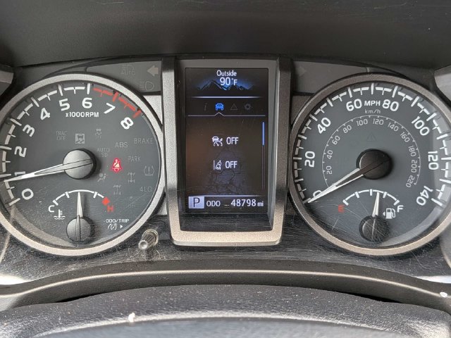 Used 2020 Toyota Tacoma TRD Off-Road AWD/4WD image 25
