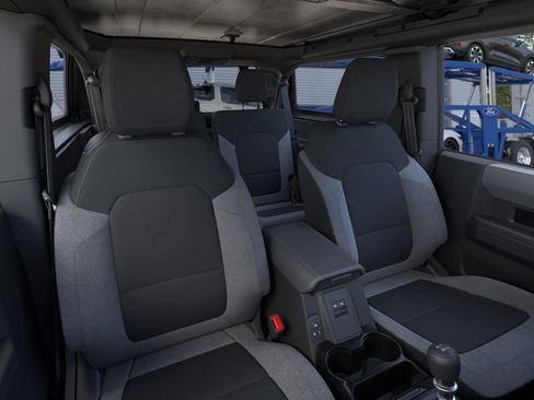 New 2026 Ford Bronco 2-Door AWD/4WD image 10