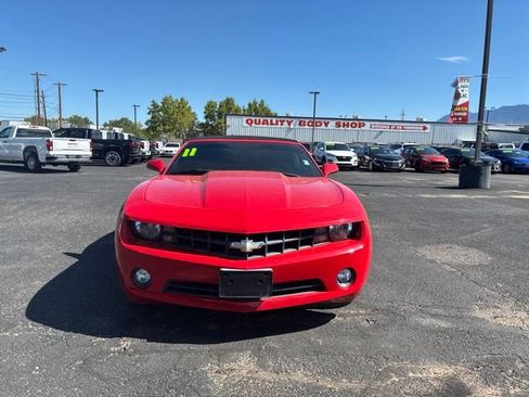 Used 2011 Chevrolet Camaro LT RWD image 2