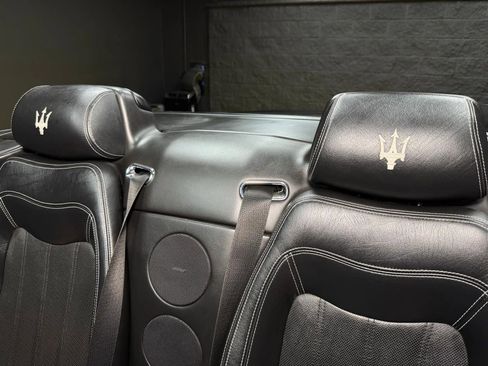 Used 2013 Maserati GranTurismo Convertible RWD image 20