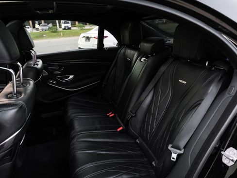 Used 2019 Mercedes-Benz S 63 AMG S 4MATIC Sedan image 39