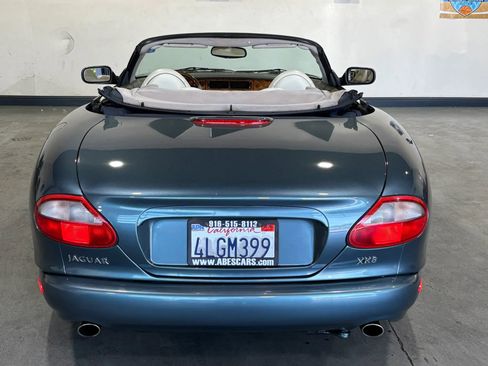 Used 2000 Jaguar XK8 Convertible RWD image 11