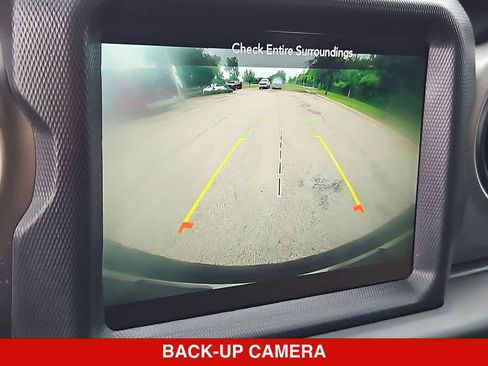 Used 2021 Jeep Wrangler Sport AWD/4WD image 29