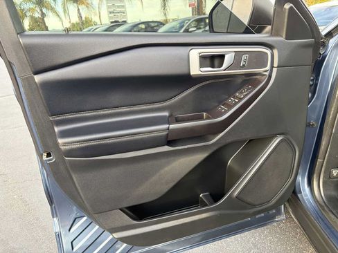 Used 2020 Ford Explorer XLT w/ Equipment Group 202A RWD image 28
