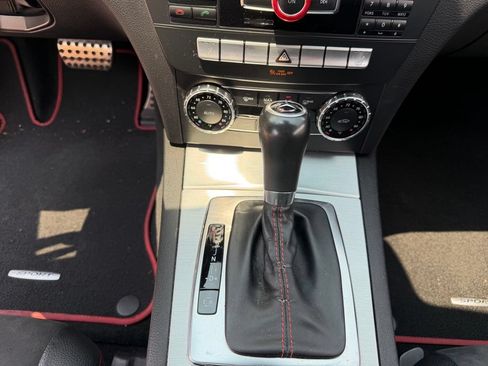 Used 2013 Mercedes-Benz C 250 Coupe image 26