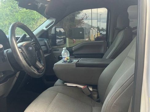 Used 2017 Ford F250 XLT AWD/4WD image 5