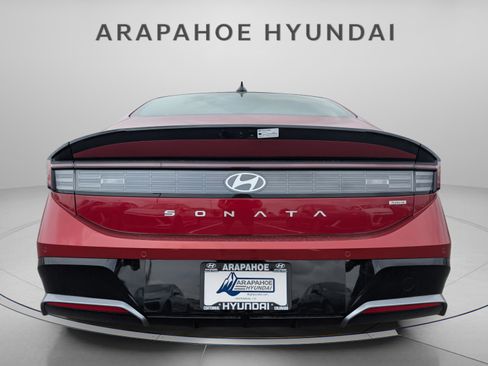 New 2025 Hyundai Sonata Limited image 4