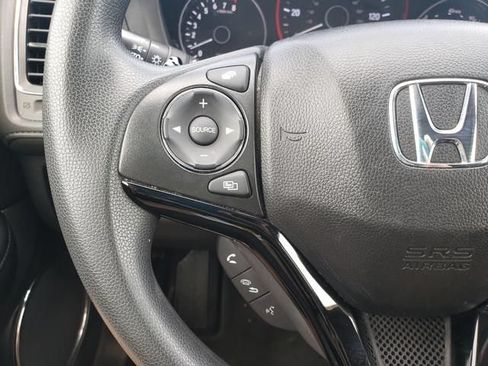Used 2018 Honda HR-V EX image 21